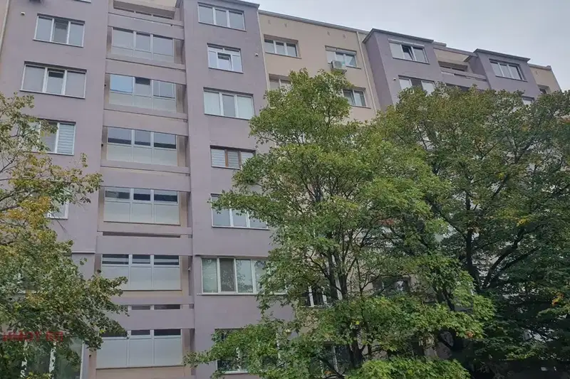 3-bedroom apartment in Sliven, Sini Kamyni