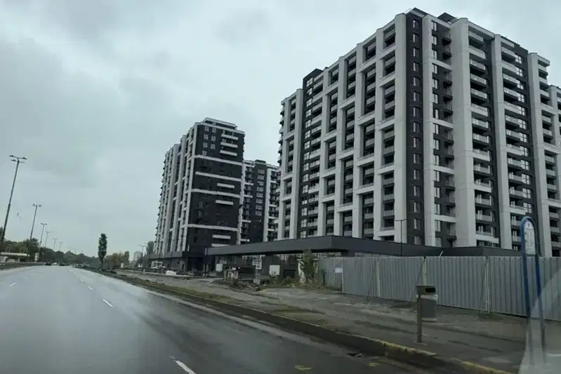 Двустаен апартамент с тераса в нов комплекс в Банишора, София