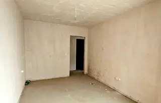 Тристаен апартамент с тераса в Банишора, София
