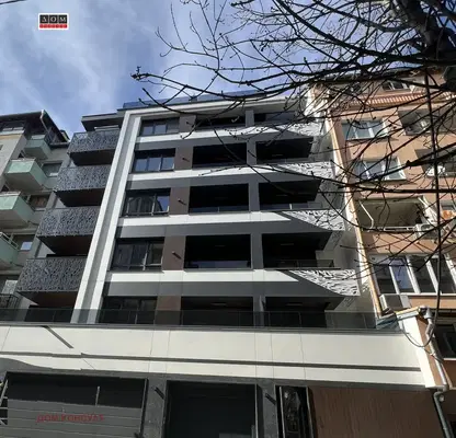 Снимка 3 — Тристаен апартамент с два балкона в Белите брези, София