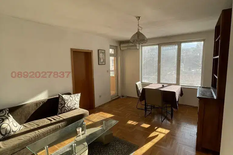 3-bedroom apartment in Sofiya, Belite Brezi