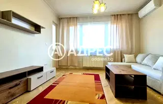 Двустаен апартамент с Г-образен балкон в кв. Борово, София