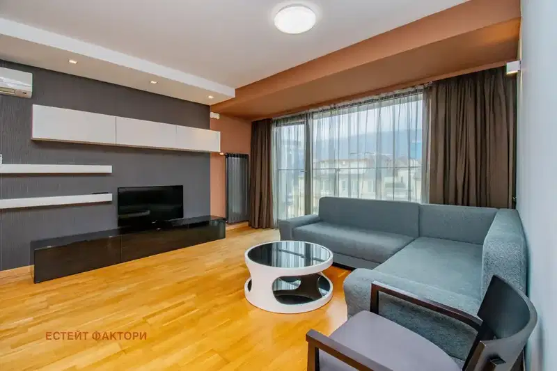 Spacious 3-room apartment in Borovo with loggia