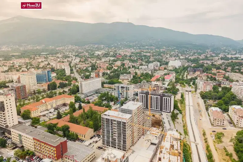 Тристаен апартамент в София, Бъкстон