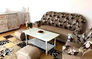 Тристаен апартамент в Бъкстон, София с асансьор и охрана