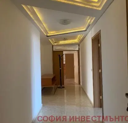 Снимка 2 — Просторен 4-стаен апартамент с голям балкон в Бъкстон, София