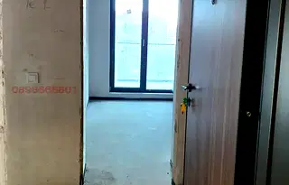 Двустаен апартамент с тераса в Център, София