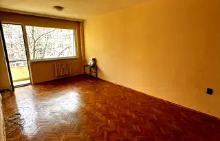 Тристаен апартамент в София, Център