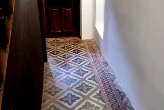 Тристаен апартамент с две тераси в Център, ул. Георги С. Раковски