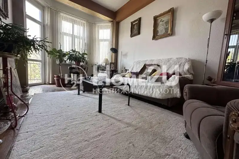 3-bedroom apartment in Sofiya, Centyr