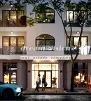 Тристаен апартамент с тераса в нова сграда в Центъра на София