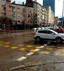 4-стаен апартамент с остъклена тераса на бул. Христо Ботев, Център