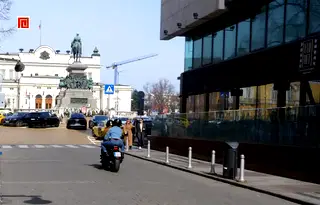 Просторен 3-стаен апартамент в Център, София с балкон