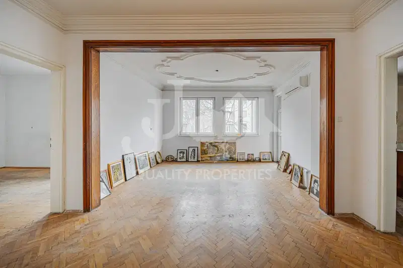 Spacious 4-room apartment in Center, Stefan Stambolov Blvd