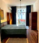 Двустаен апартамент с тераса и камина в Център, София