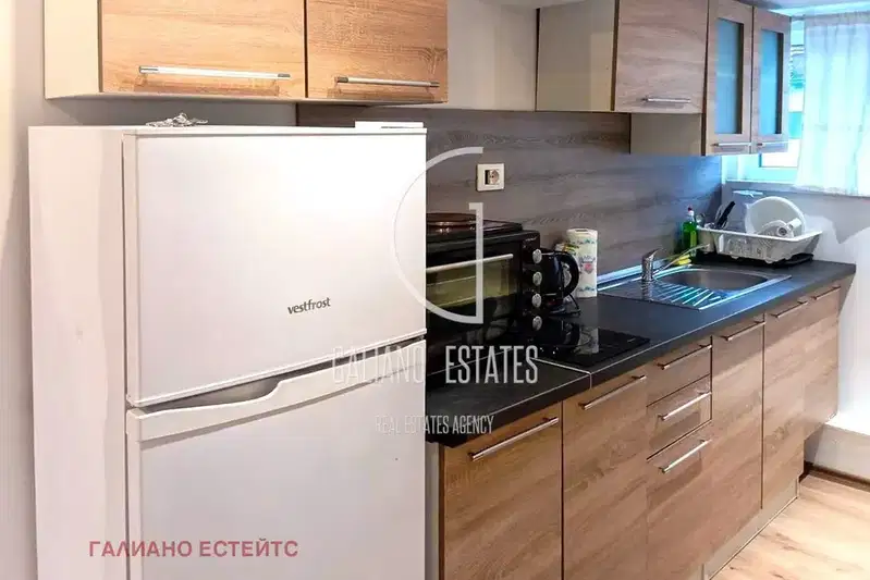Three-room apartment with terrace in Center, Sofia