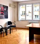 Двустаен апартамент с паркомясто в Център, София