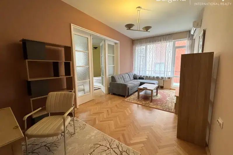 3-bedroom apartment in Sofiya, Centyr