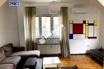 Двустаен апартамент в Център, София с балкон