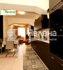 Тристаен апартамент с тераса в Център, София
