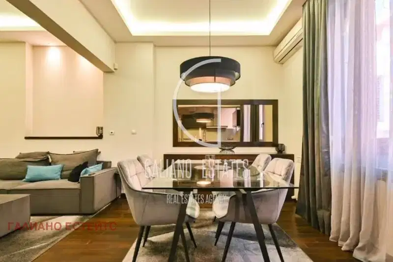 Three-room apartment with balcony in Sofia Centre near Ruski Pametnik