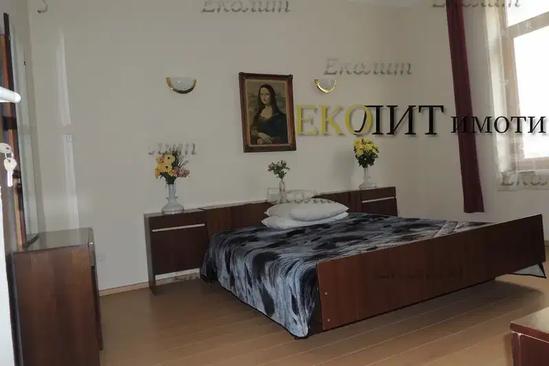 Spacious 3-room apartment in Center, Sofia with terrace