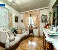 Снимка 2 — Тристаен апартамент в Център с високи тавани и паркет