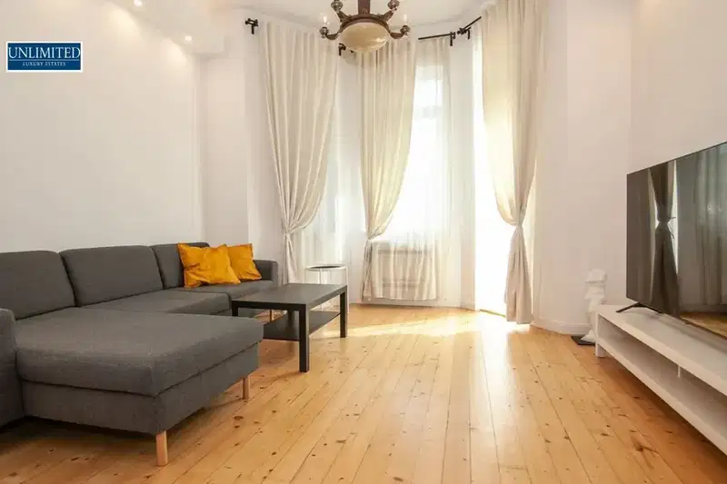 4-bedroom apartment in Sofiya, Centyr