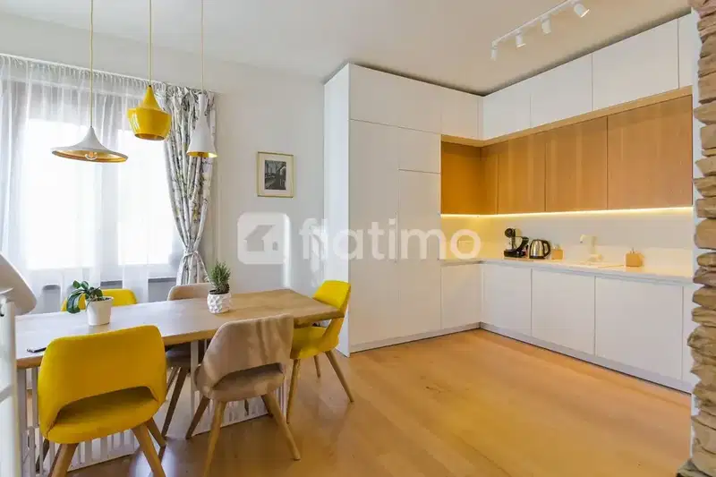 5-bedroom apartment in Sofiya, Centyr