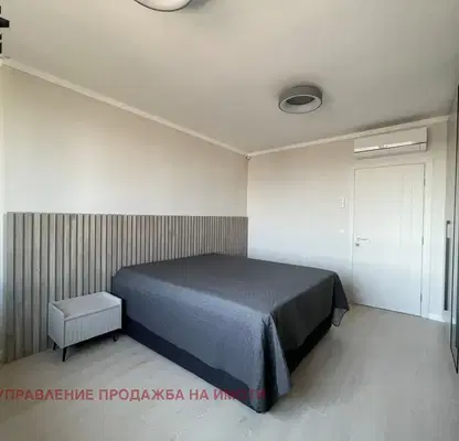 Снимка 5 — Просторен 3-стаен апартамент с тераса в Дианабад, София