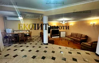 Луксозен 3-стаен апартамент в Дианабад с две тераси