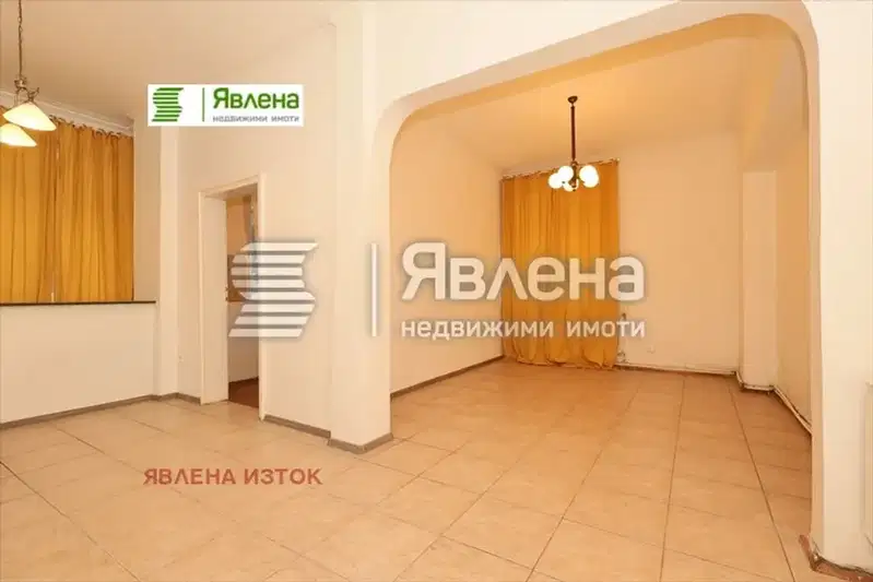 2-bedroom apartment in Sofiya, Doktorski Pametnik