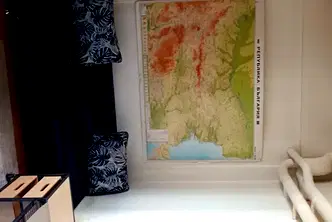 2-стаен апартамент на партер в Докторски паметник, София