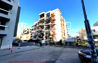Апартамент 2-стаен в Дружба 1 с гледка към планина и езеро