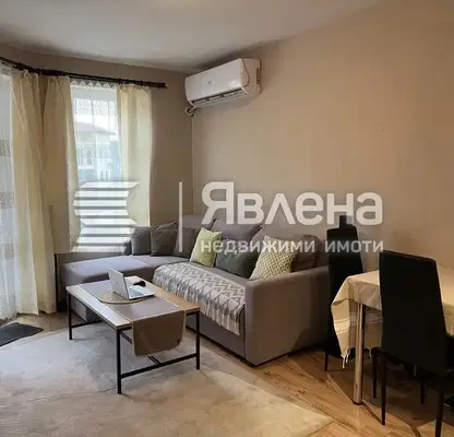 Снимка 2 — Тристаен апартамент с две тераси в Дружба 2, София