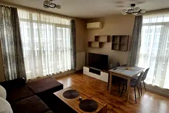 Двустаен апартамент с тераса в Дружба 2, София