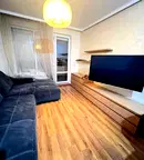 Тристаен апартамент с панорама към Витоша в Дружба 2, София