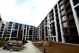 Просторен 2-стаен апартамент в Дървеница с тераса