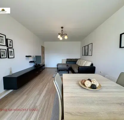 Photo 2 — Three-room apartment with two terraces in Darvenitsa, Sofia
