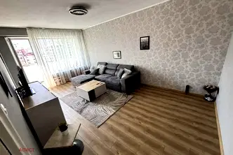 Тристаен апартамент с две тераси в Гоце Делчев, София