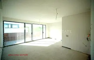 Четиристаен апартамент с две тераси и гледка към Витоша в Горубляне