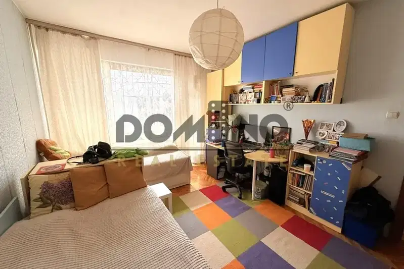 3-bedroom apartment in Sofiya, Hadji Dimityr