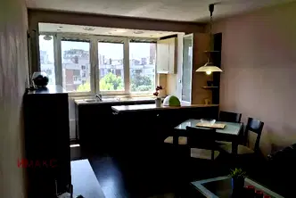 Тристаен апартамент с обновен интериор в Хиподрума, София
