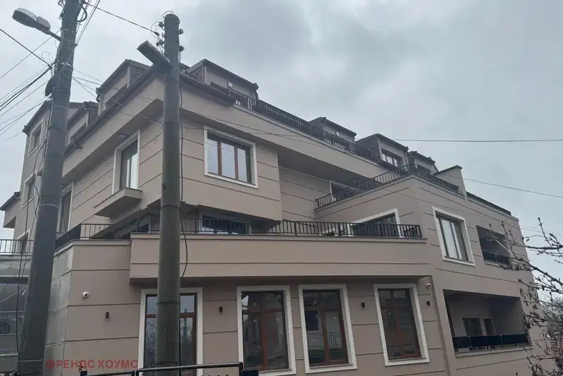 Двустаен апартамент в Илиянци с подово отопление и асансьор