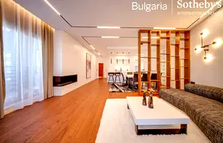 Просторен 3-стаен апартамент с три тераси в кв. Изток, София