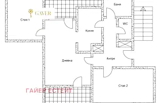 Тристаен апартамент с две тераси в Изток, София