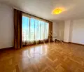 Снимка 3 — Четиристаен апартамент с 3 спални в Изток, София, с балкони