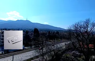 Тристаен апартамент с панорамна тераса в Карпузица, София