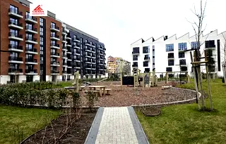 Двустаен апартамент в Красно село с тераса и асансьор