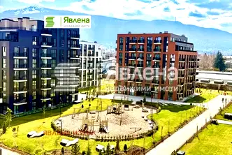 Тристаен апартамент в Красно село с тераса и гледка към Витоша